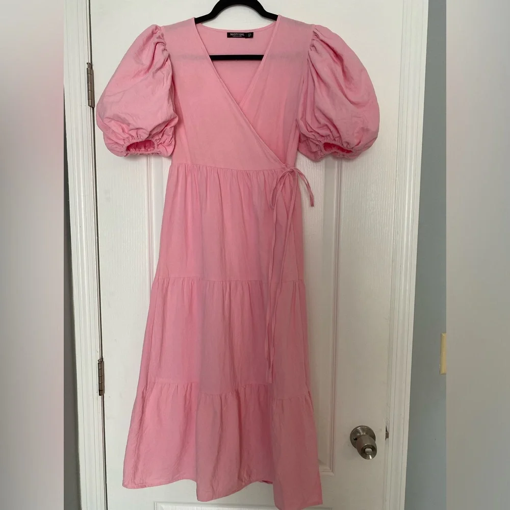 Pink puff sleeve tiered midi wrap dress - Picture 1 of 8